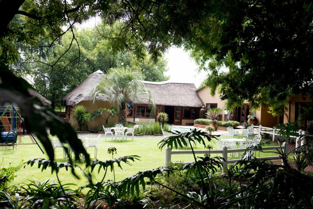 Greenfields Guesthouse & Restaurant アルバートン エクステリア 写真