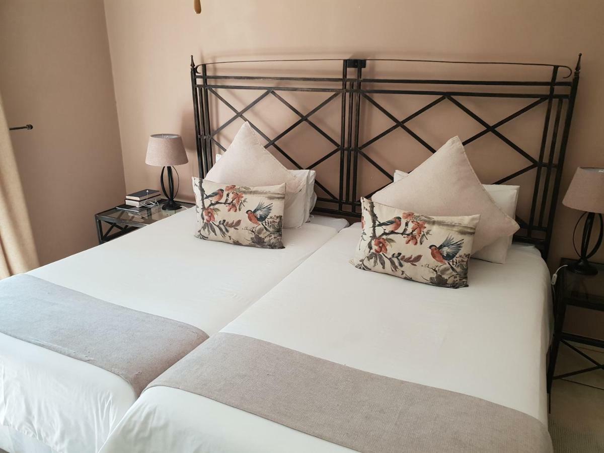 Greenfields Guesthouse & Restaurant アルバートン エクステリア 写真